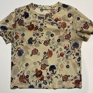 Ginger women’s flower print sheer short sleeve blouse. Size M.